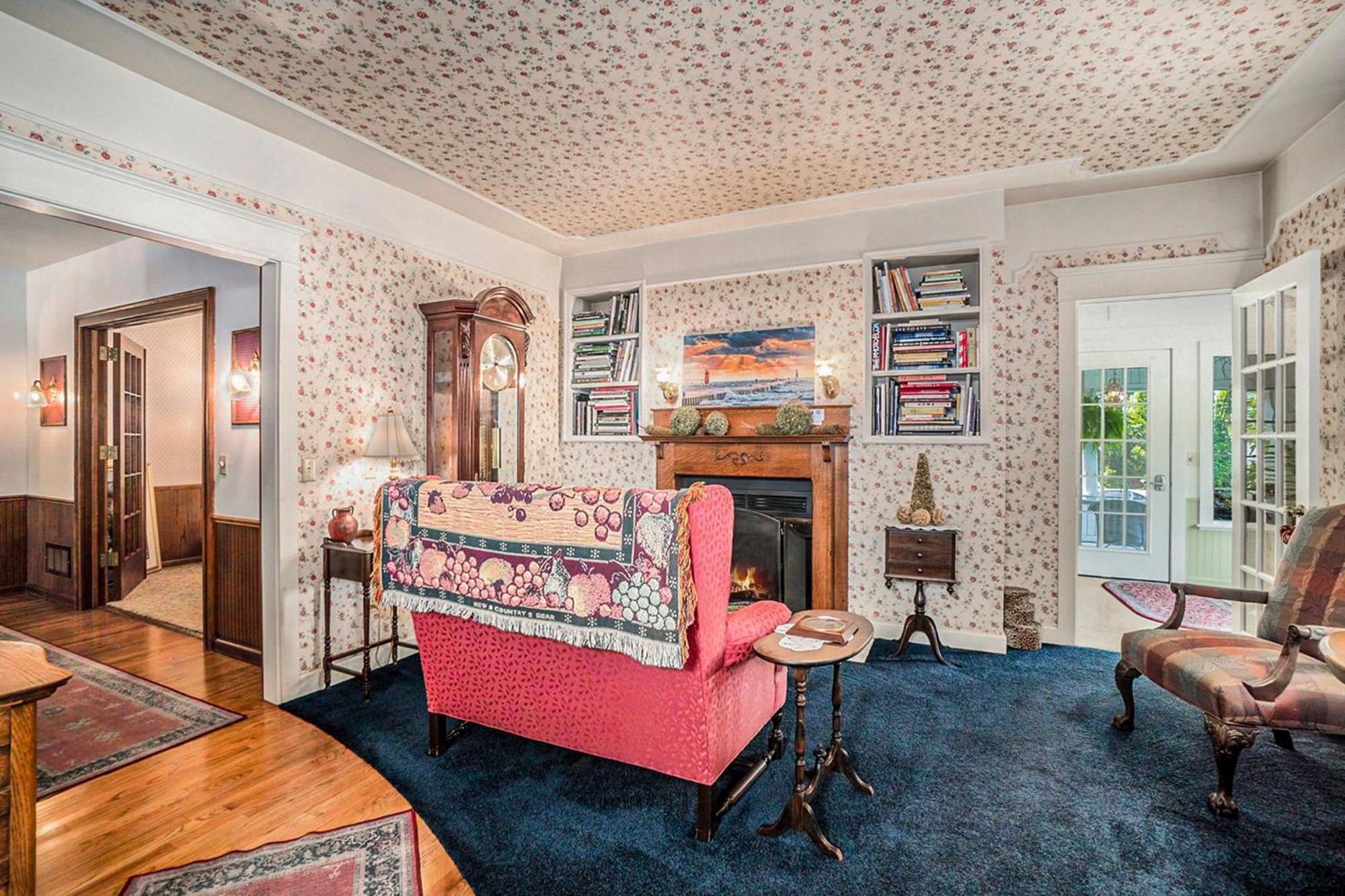 Yelton Manor Bed And Breakfast サウス・ヘイブン エクステリア 写真